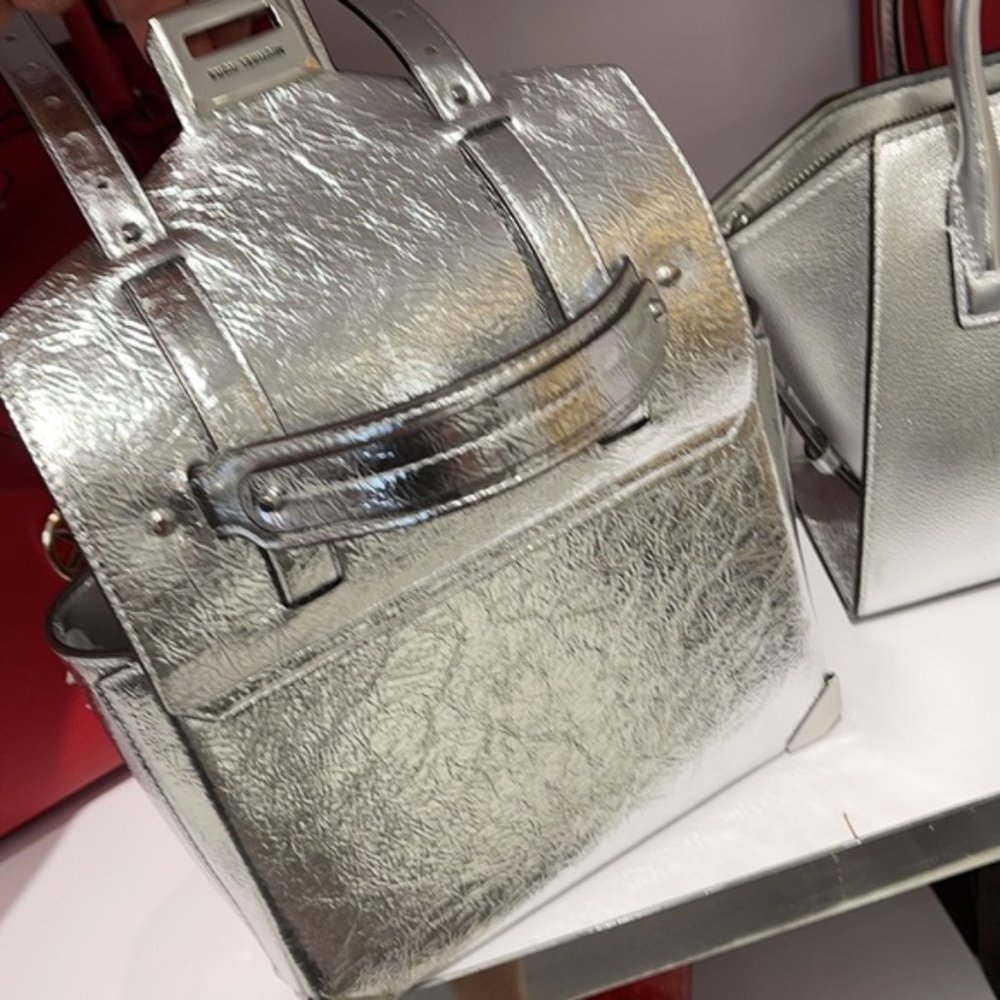 Michael Kors Manhattan Medium School Satchel - Picture 16 of 16